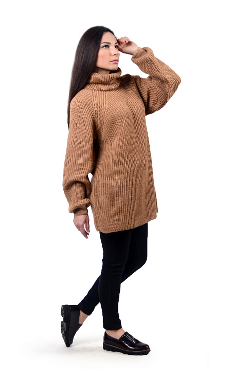 Свитер оверсайз из верблюжьей шерсти женский 