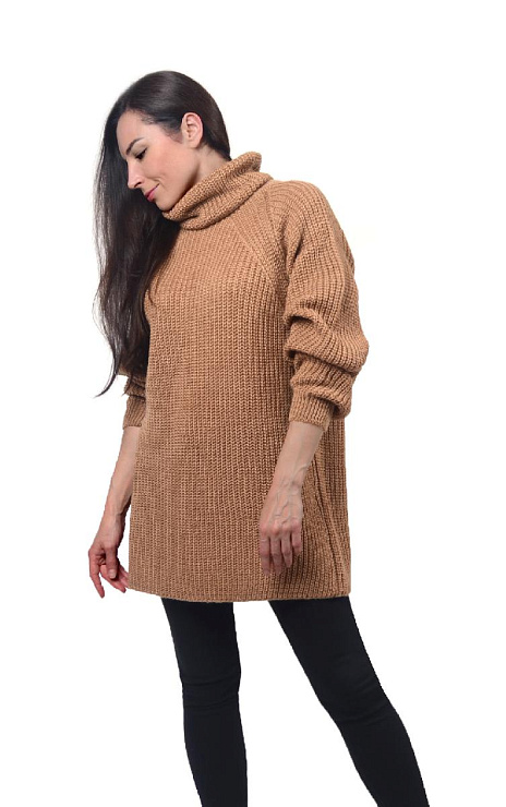 Свитер оверсайз из верблюжьей шерсти женский 