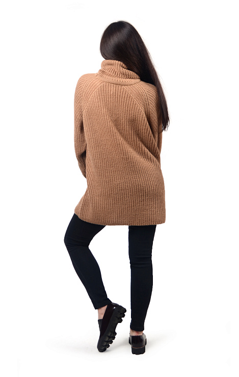 Свитер оверсайз из верблюжьей шерсти женский 