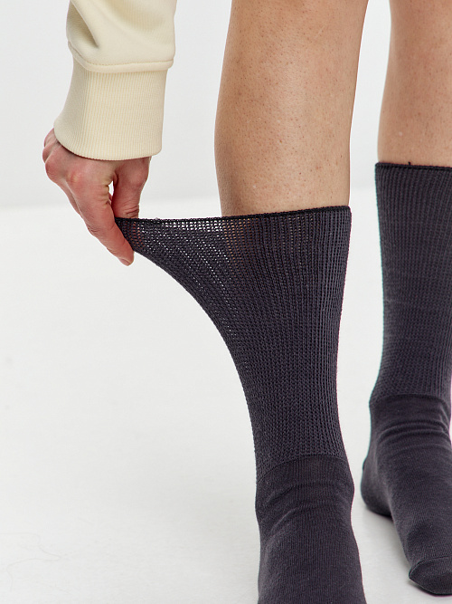 Носки из хлопка с ослабленной резинкой (подходят на полную ногу) 